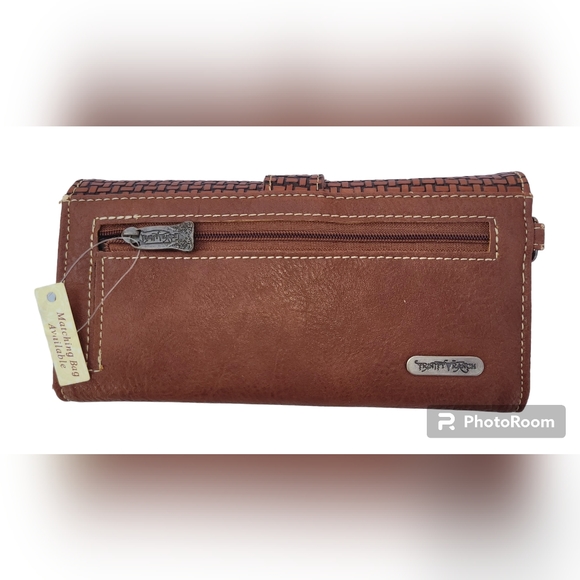 Trinity Ranch Leather Wallet - Picture 2 of 5